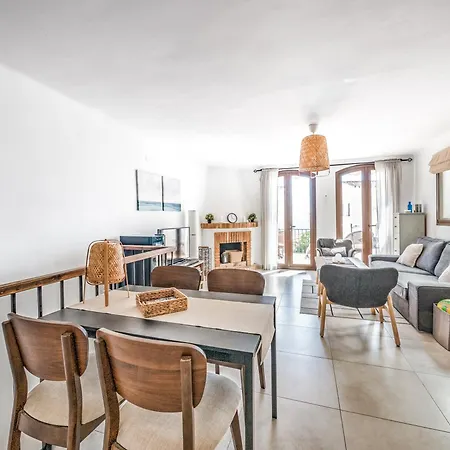 Holiday home Townhouse In Capistrano Village With 2 Pool Areas Nerja