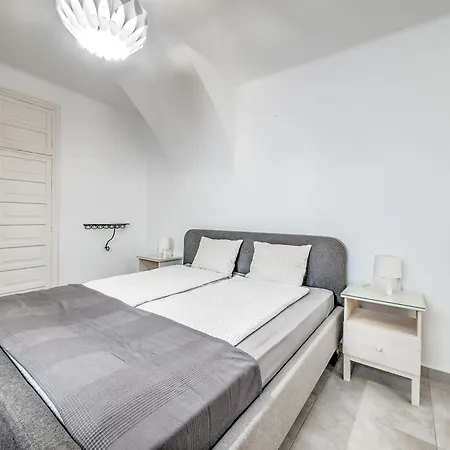 Holiday home Townhouse In Capistrano Village With 2 Pool Areas Nerja