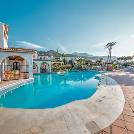 Holiday home Townhouse In Capistrano Village With 2 Pool Areas Nerja